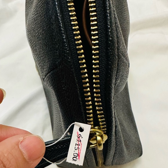 New Coach Julienne Cosmetic Case - Picture 2 of 3